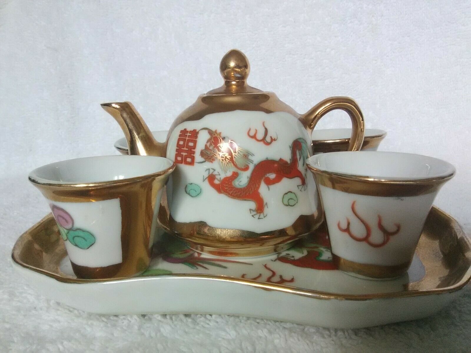 Antique Chinese Porcelain Gold Trimmed Wine Pot And Cups Set W/ Dragon & Phoenix
