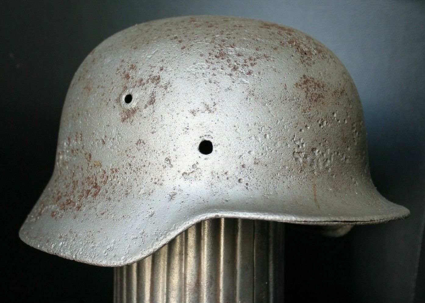 Original Military Helmet M-40 Steel Ww2  Germany