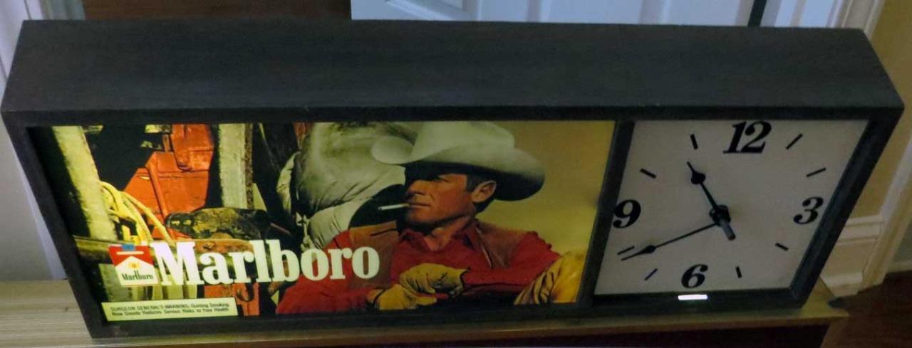 Marlboro Cigarette Sign Smoking Cowboy Light Up Clock Philip Morris Serviced