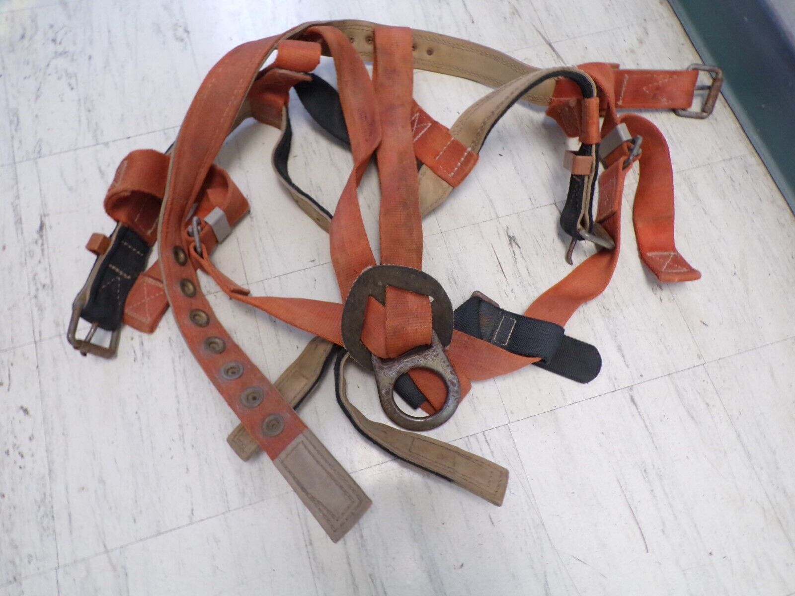 Klein Leather Lineman Pole Climbing Safety Tool Belt & Gaffs?? + Extras 1996