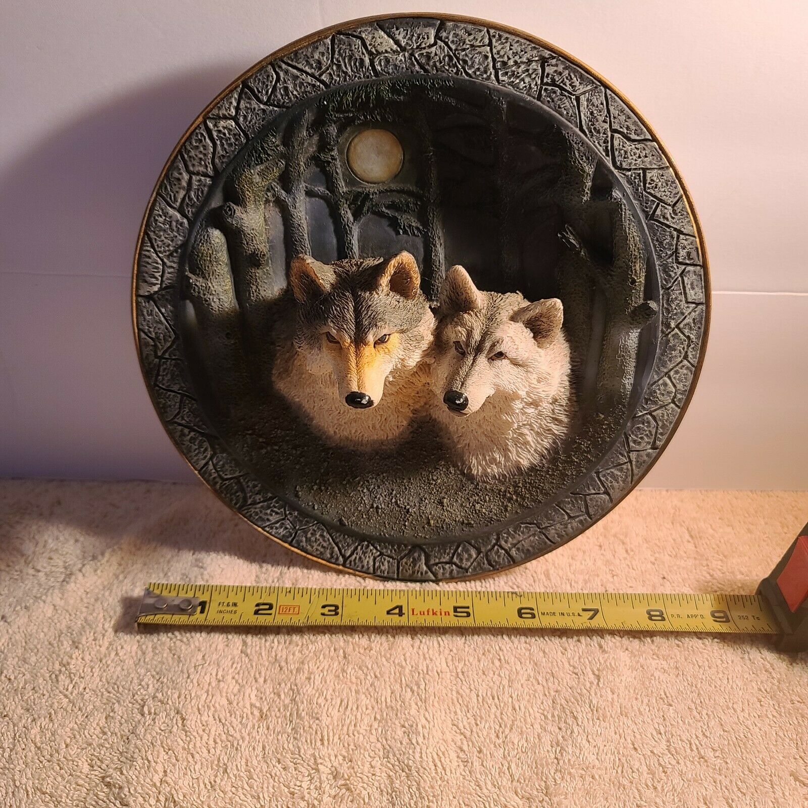 1997 Gray Rock Collection Amy & Addy 3d Wolf Plate