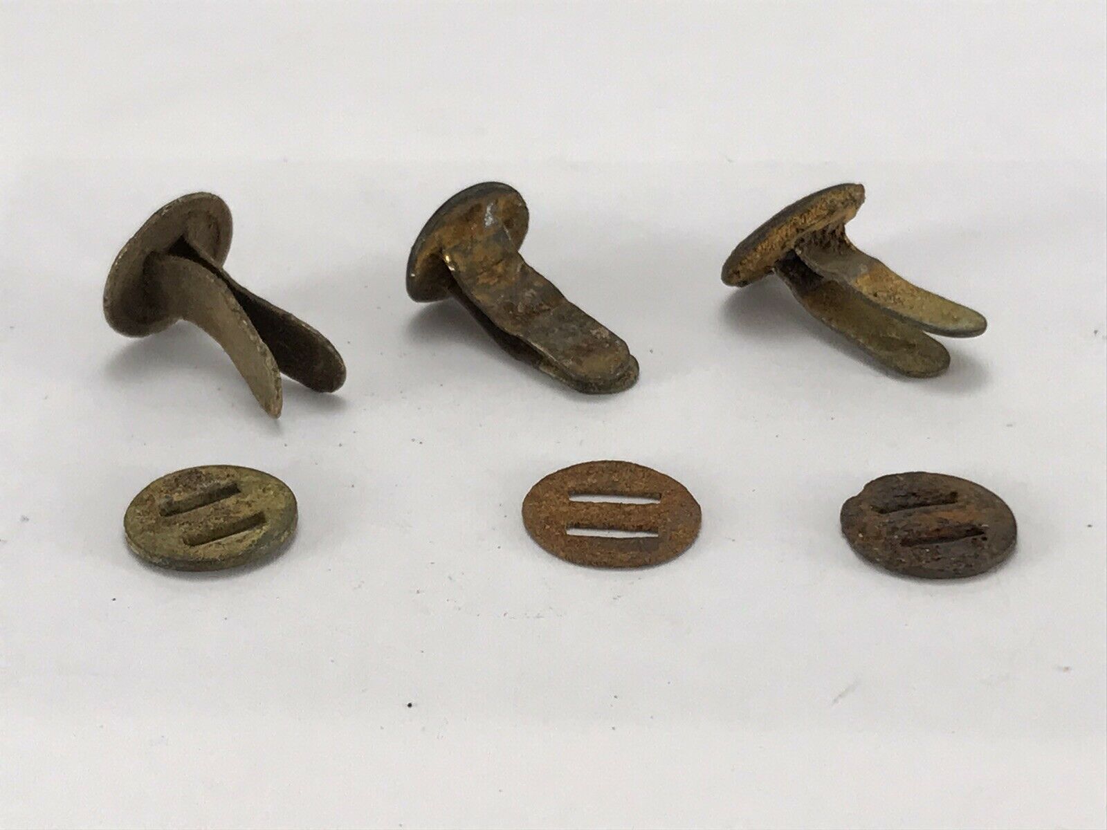 Ww2 Germany Original Helmet Liner Set Of 3 Pins And Washers.