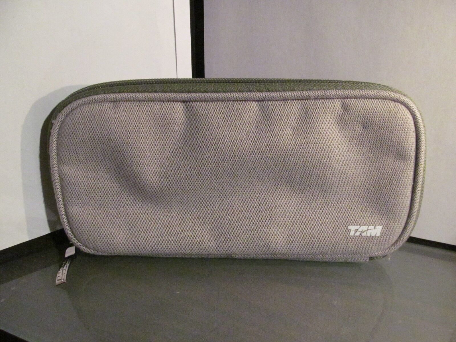 Tam Airlines Brazil Airline Amenity Bag Kit Cosmetic Travel Dopp Cord Case Green